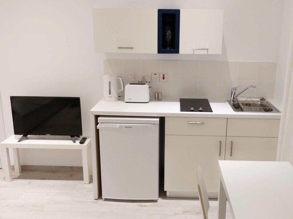 Olosuites 利马索尔 外观 照片