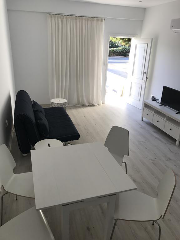 Olosuites 利马索尔 外观 照片