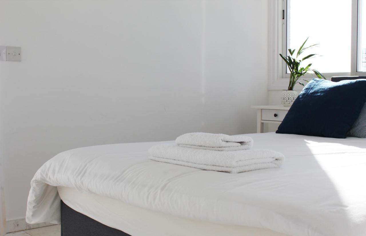 Olosuites 利马索尔 外观 照片